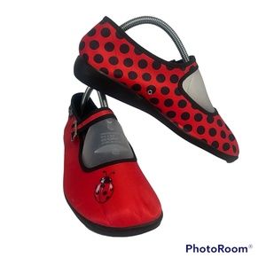 Hot Chocolate Design Red Ladybug Polka Dot Mary Jane Flat Shoes SZ9 Chocolaticas